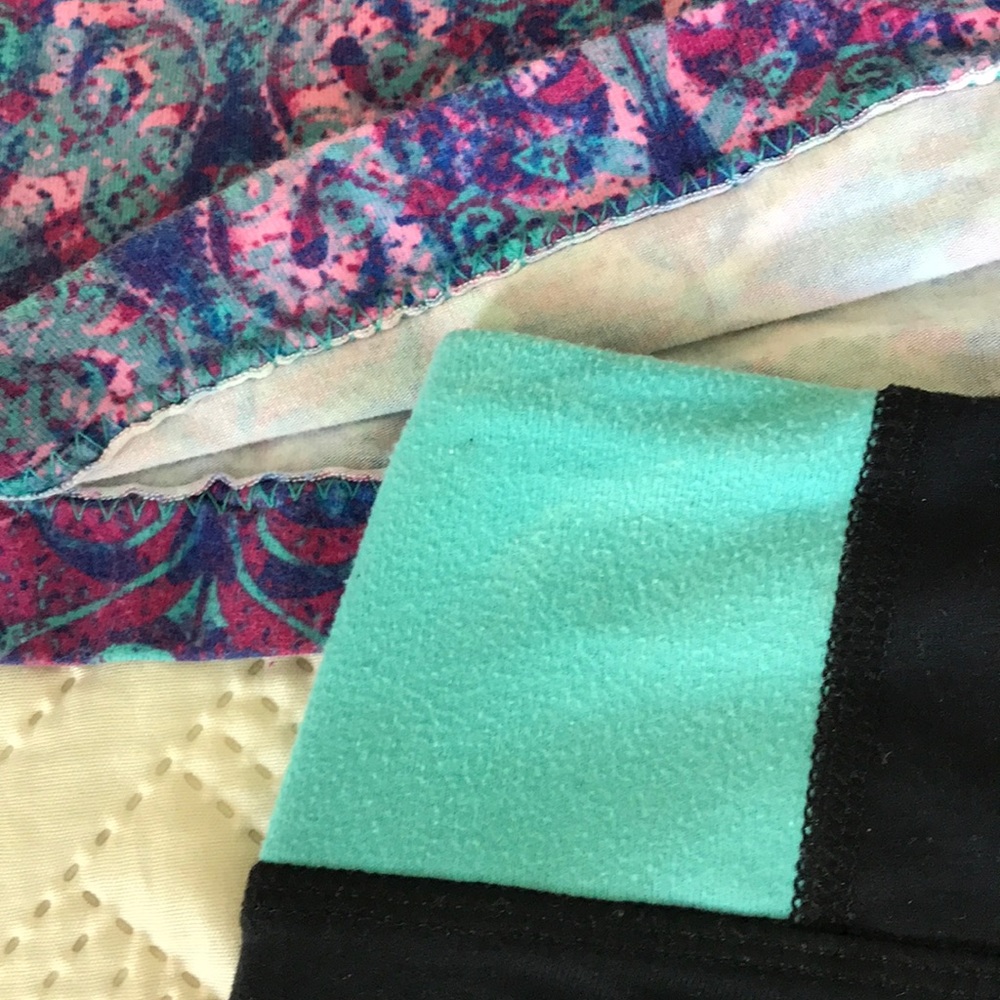 Lululemon wide leg capris aqua blue black size 4 - Picture 5 of 7